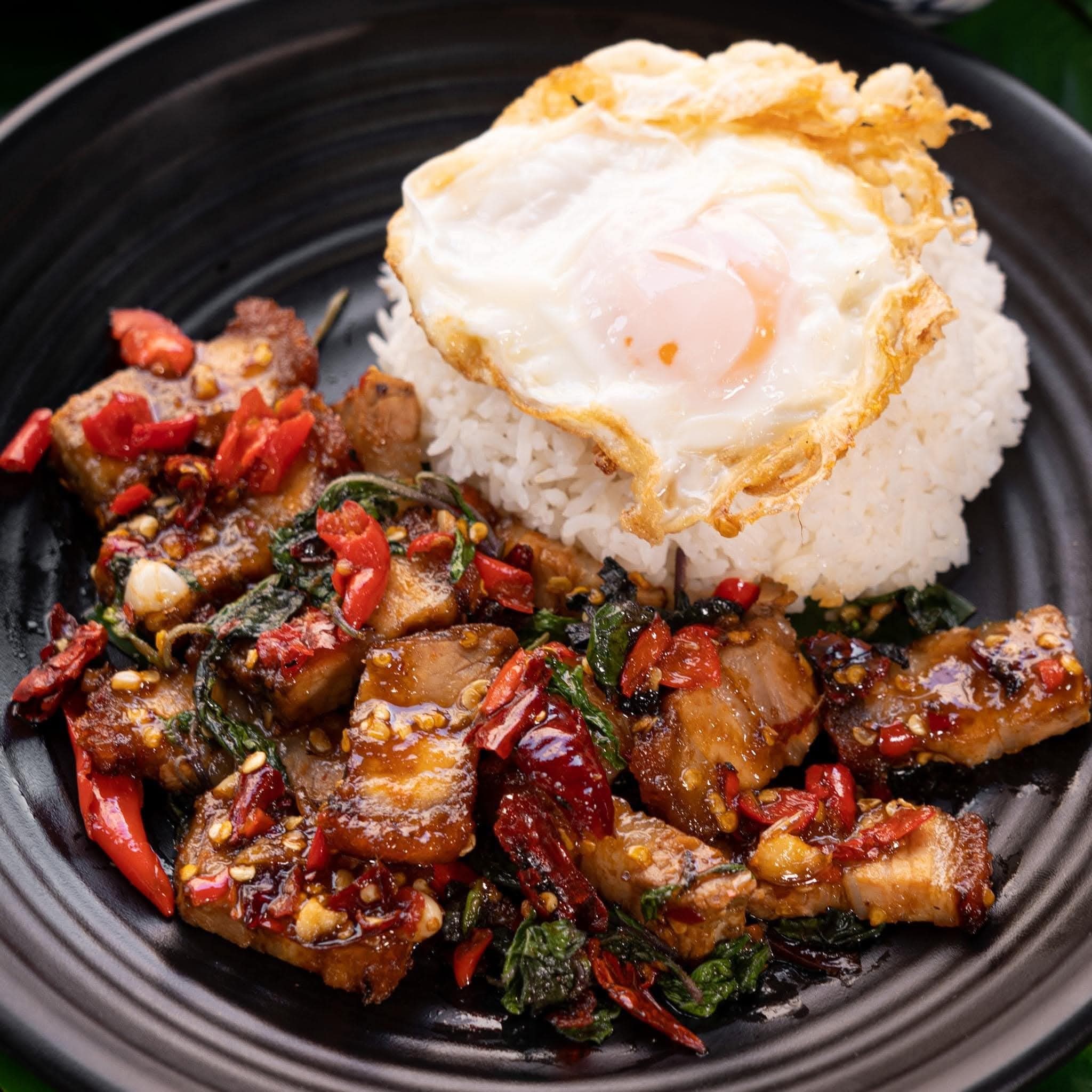 กะเพราขุนช้าง ลาดพร้าววังหิน 68 อาหารตามสั่ง ลาดพร้าววังหิน 5