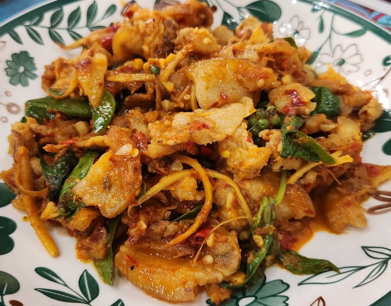 ยายฮู้ อาหารป่า (โชคชัย 4) อาหารตามสั่ง ลาดพร้าว 12