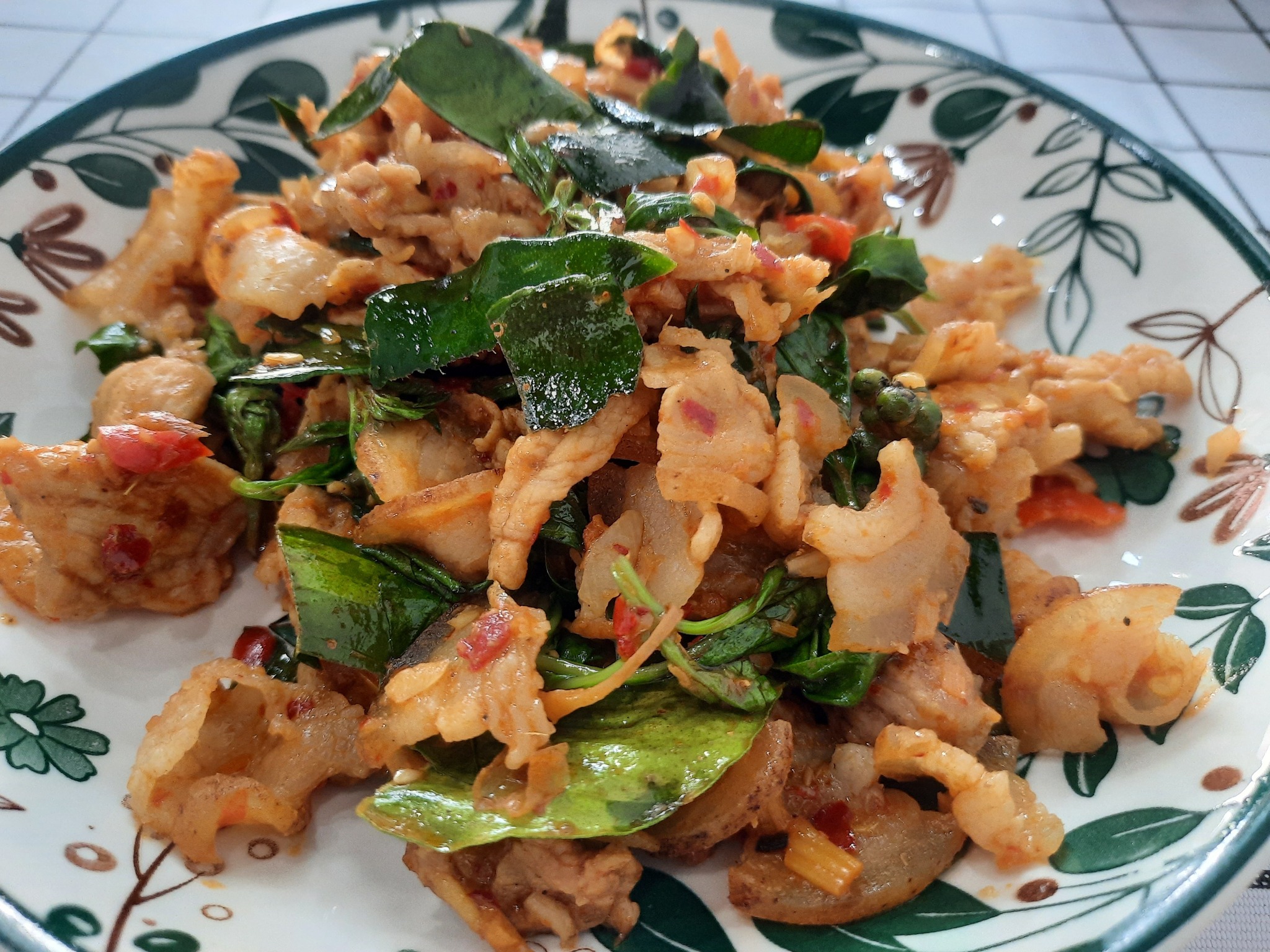 ยายฮู้ อาหารป่า (โชคชัย 4) อาหารตามสั่ง ลาดพร้าววังหิน 11