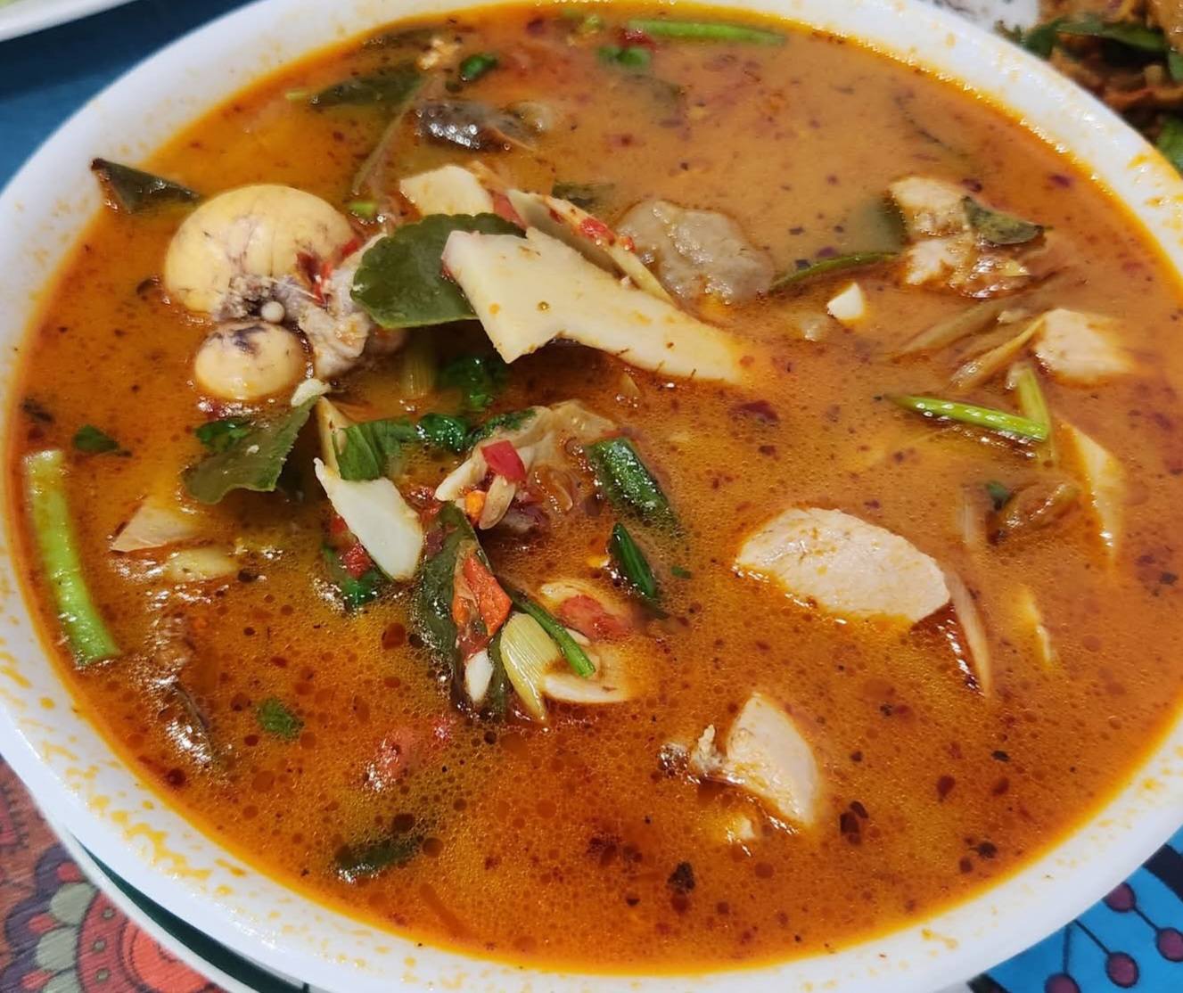 ยายฮู้ อาหารป่า (โชคชัย 4) อาหารตามสั่ง ลาดพร้าววังหิน 9