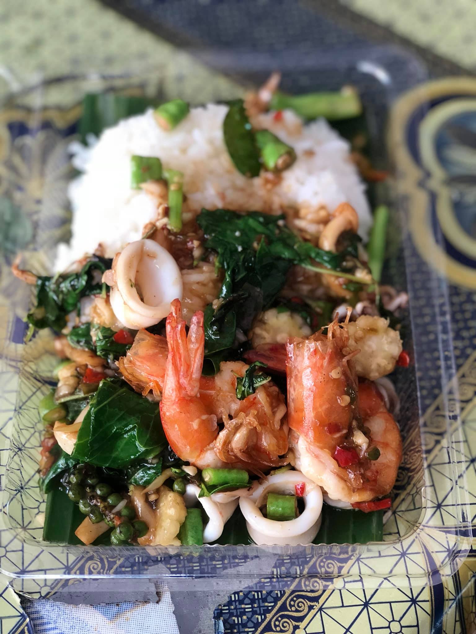 ร้านน้องแป้ง จานใหญ่ By ลุงชัย อาหารตามสั่ง ลาดพร้าว 6