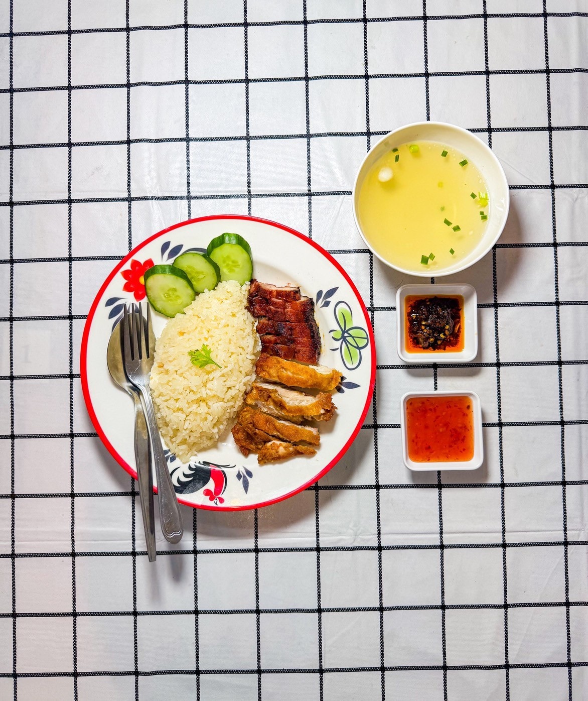 เหมียวมันไก่ ข้าวมันไก่ หมูแดง บะหมี่ฮ่องกง เชียงใหม่ 12