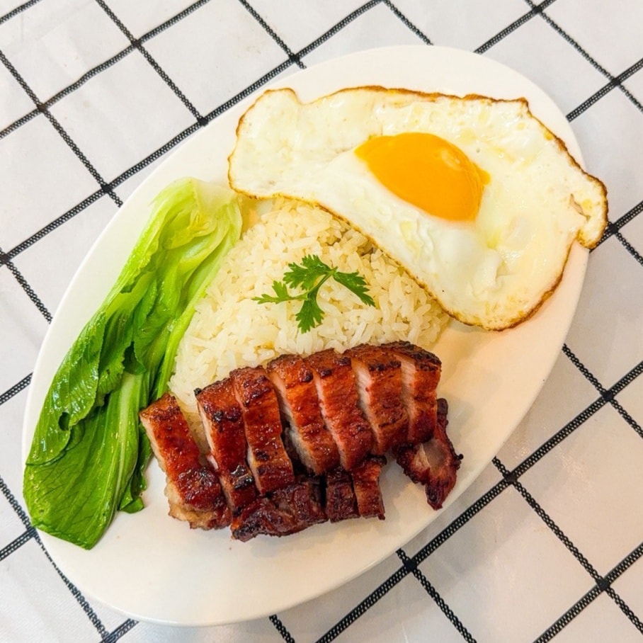 เหมียวมันไก่ ข้าวมันไก่ หมูแดง บะหมี่ฮ่องกง เชียงใหม่ 9