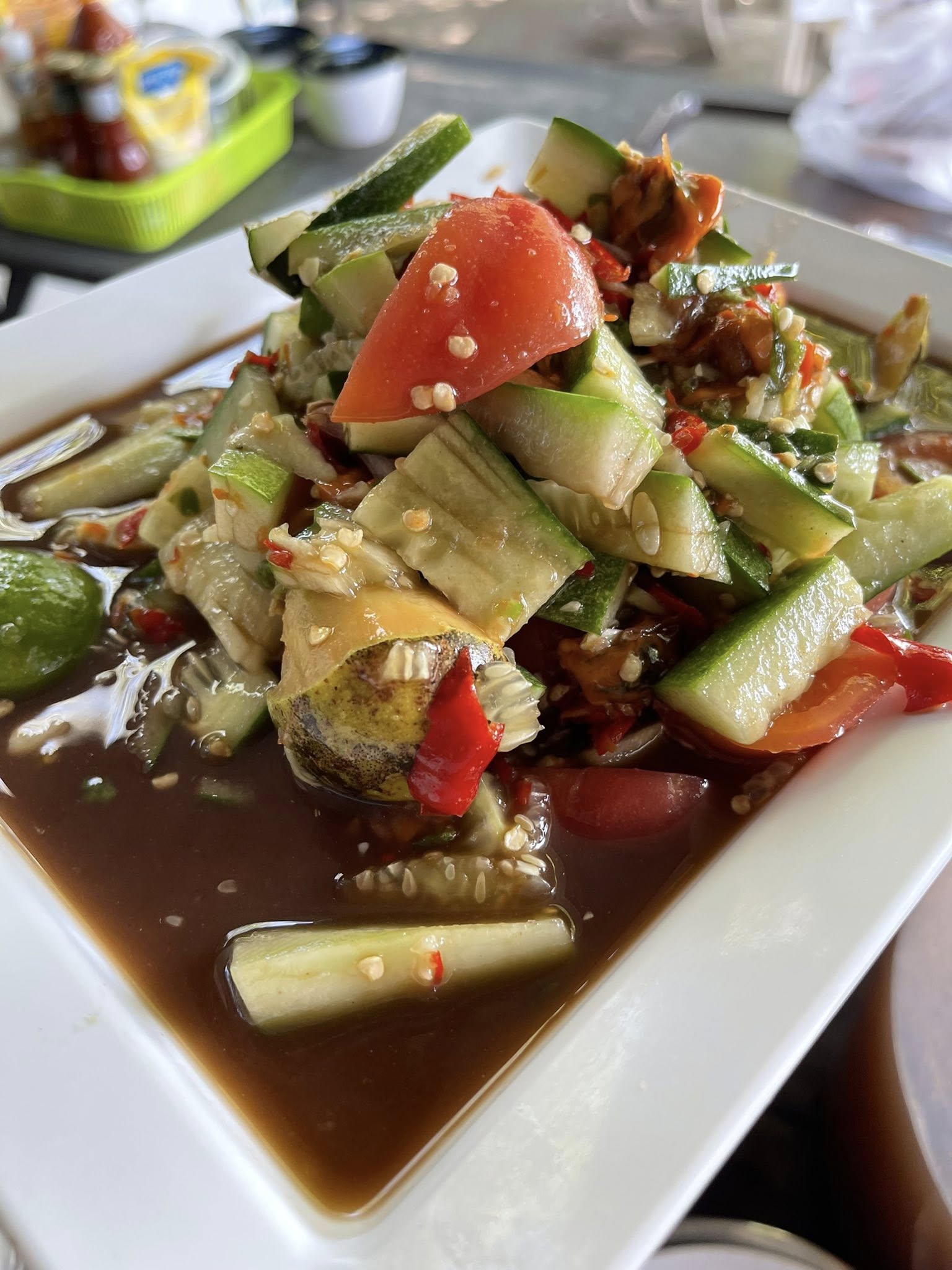 Madame bar & restaurant ร้านส้มตำ สมุทรสาคร 1