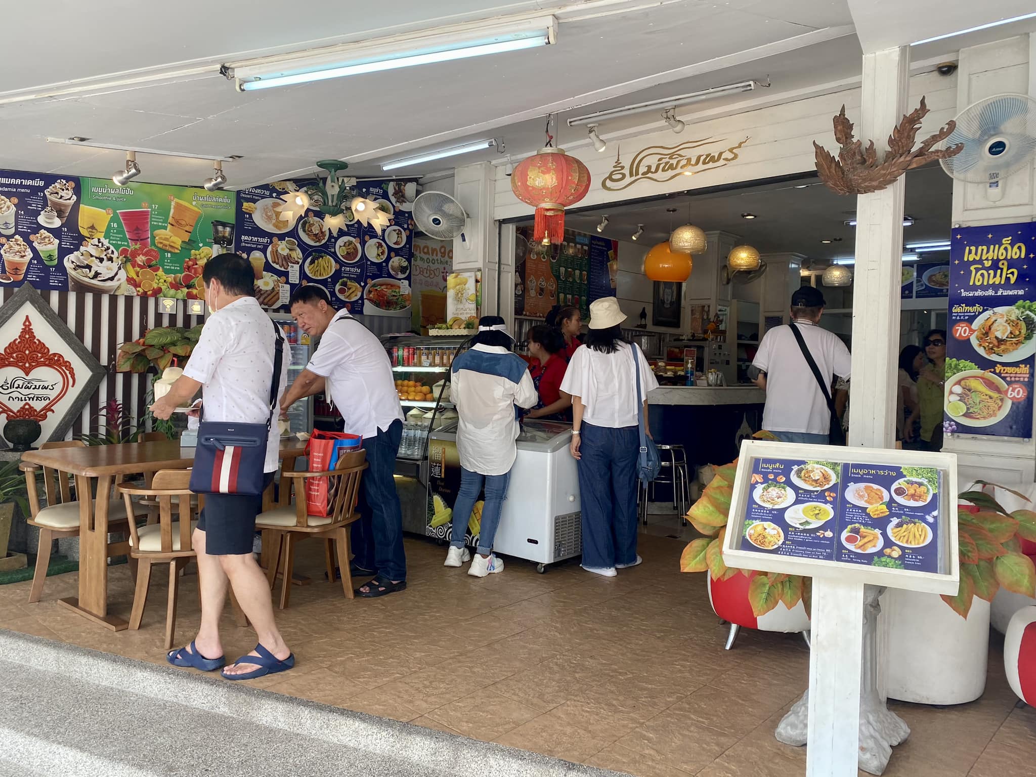 ข้าวซอยเชียงราย แม่พิมพร (ใกล้วัดร่องขุ่น) ข้าวซอย เชียงราย 1