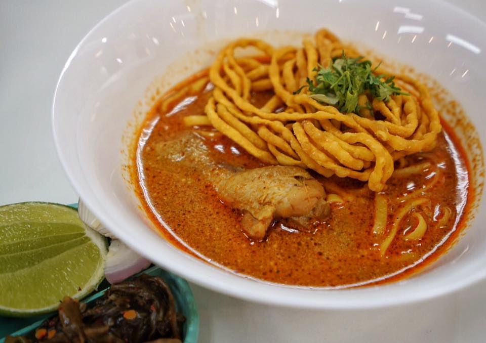 ข้าวซอยเชียงราย แม่พิมพร (ใกล้วัดร่องขุ่น) ข้าวซอย เชียงราย 3