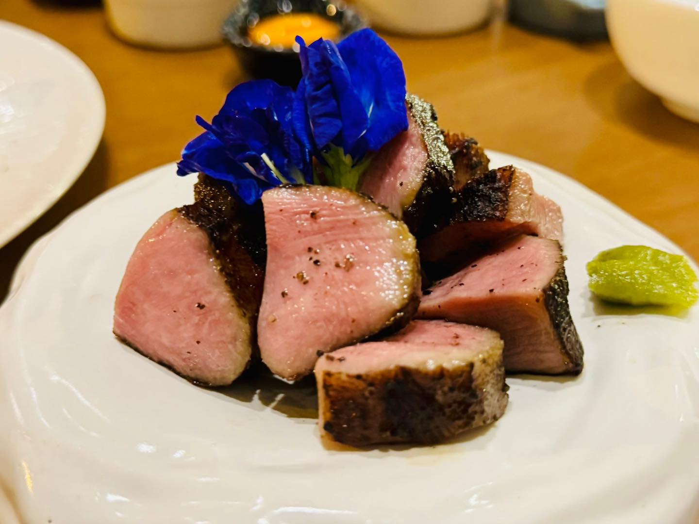 มงคล ลาบก้อย ร้านสเต็กเนื้อ นครพนม 4