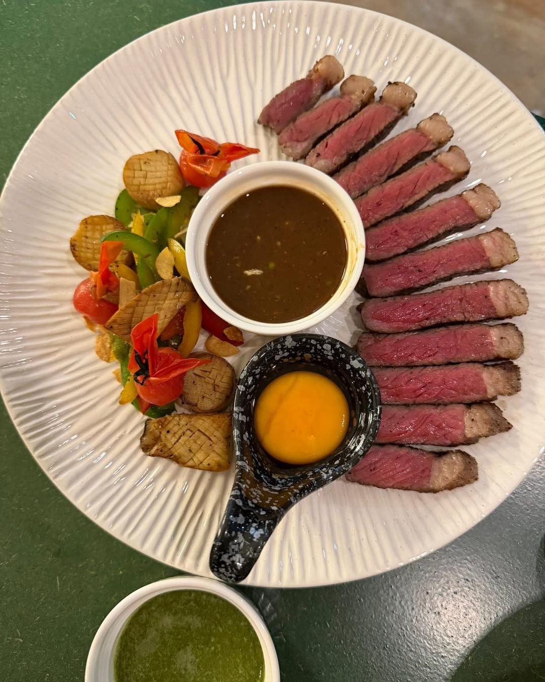 มงคล ลาบก้อย ร้านสเต็กเนื้อ นครพนม 6