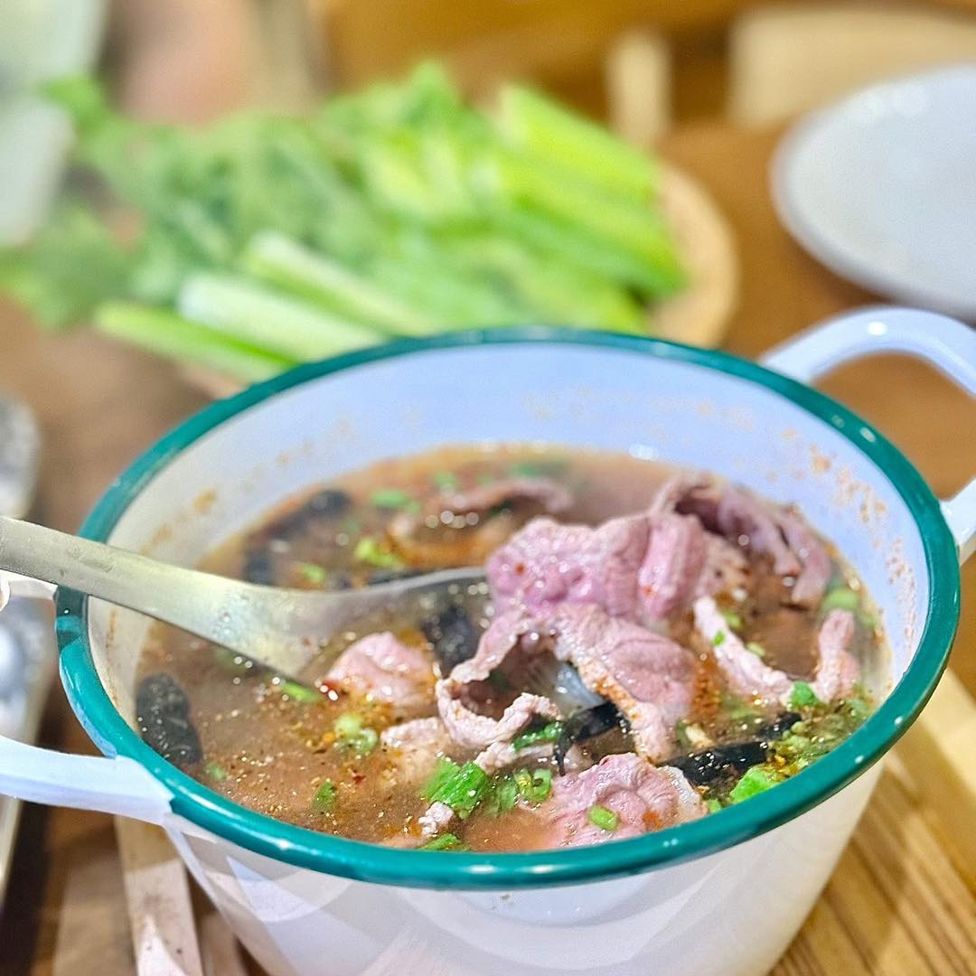 มงคล ลาบก้อย ร้านอาหารอีสาน นครพนม 8