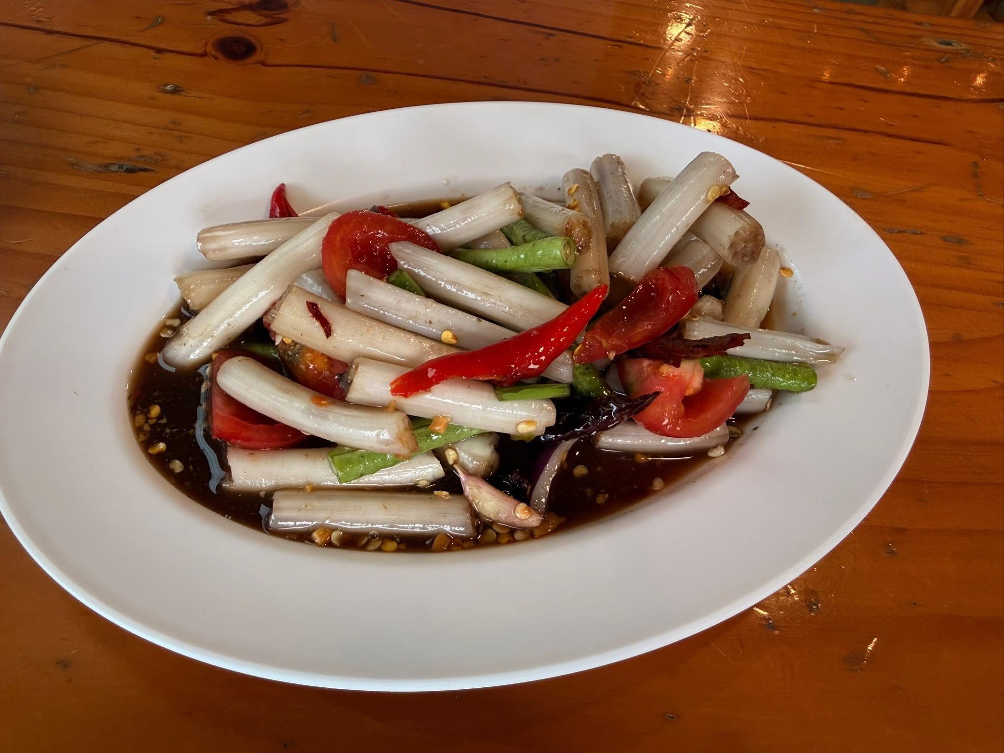 ยำทะเลพานิช ร้านยำ สมุทรสาคร 7