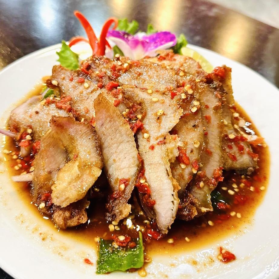 ยำปูม้าเจ็ดยอด สาขาเชียงใหม่ ร้านยำ เชียงใหม่ 8