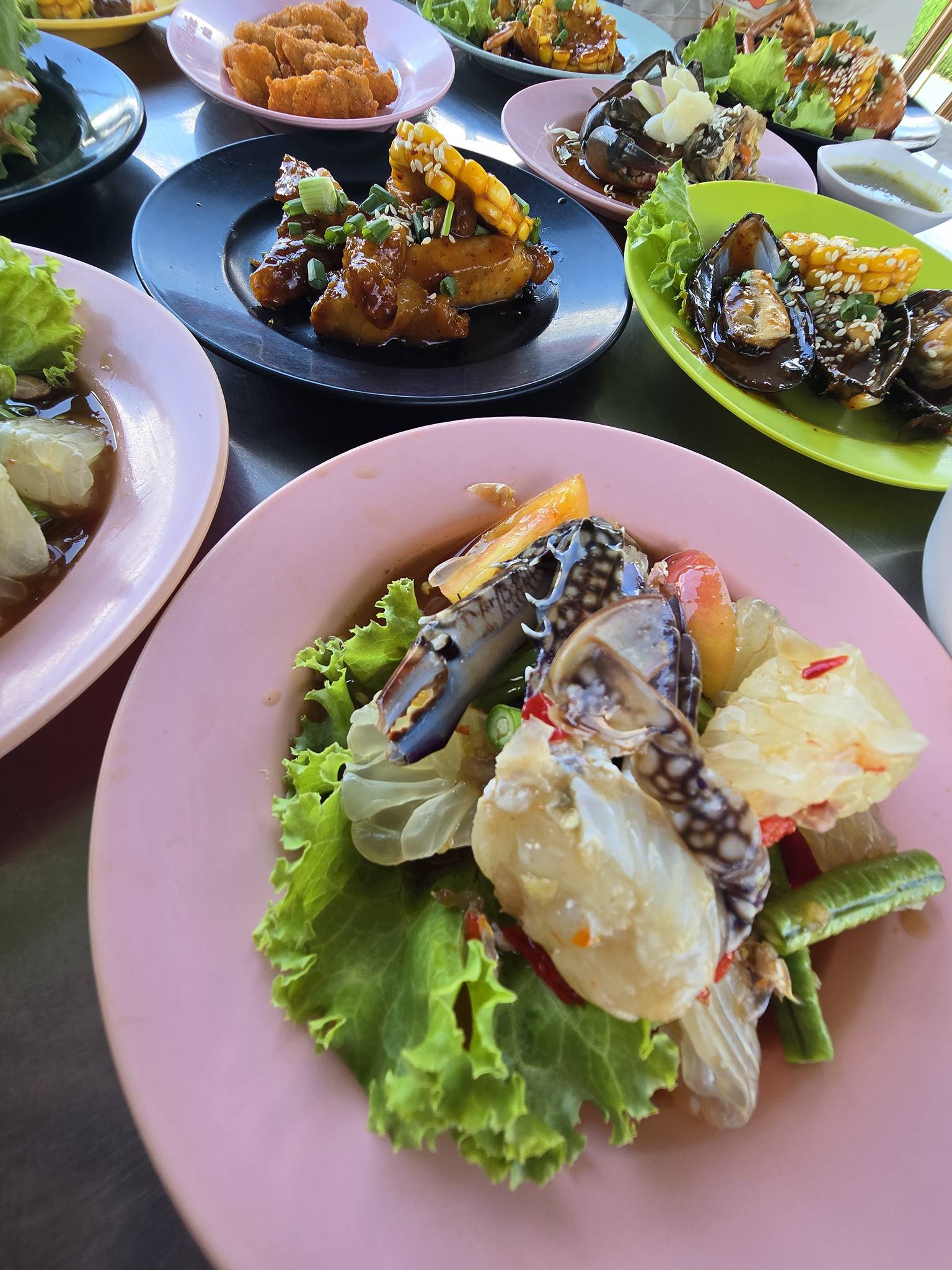 ยำริมบ่อ ร้านยำ สมุทรสาคร 1