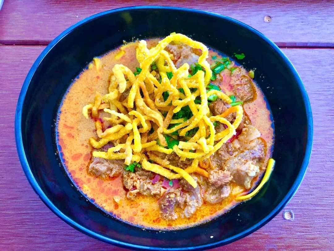 ร้านกิ่งกะไข่ น้ำเงี้ยว ข้าวซอย ข้าวซอย เชียงราย 4