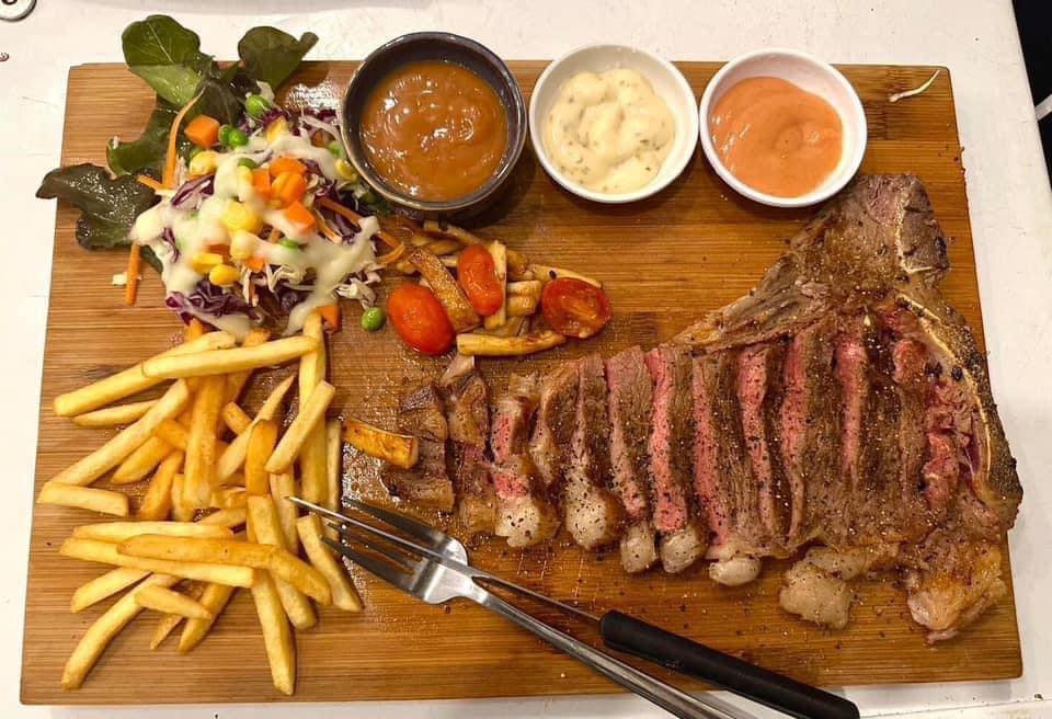 ร้านสเต็กไส้แตก สาขานครพนม ร้านสเต็กเนื้อ นครพนม 3