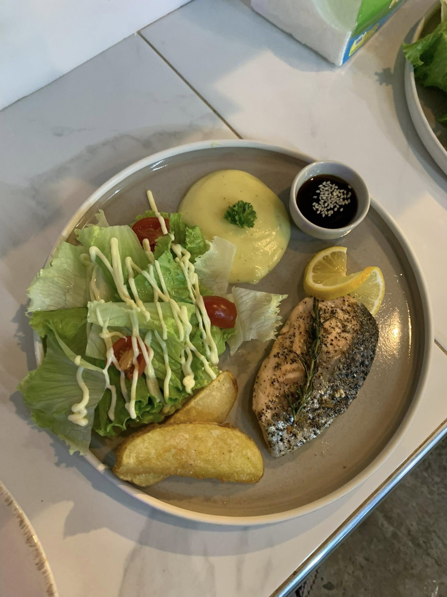 สุข พอ ดี Steak house & Pasta ร้านสเต็กเนื้อ นครพนม 4