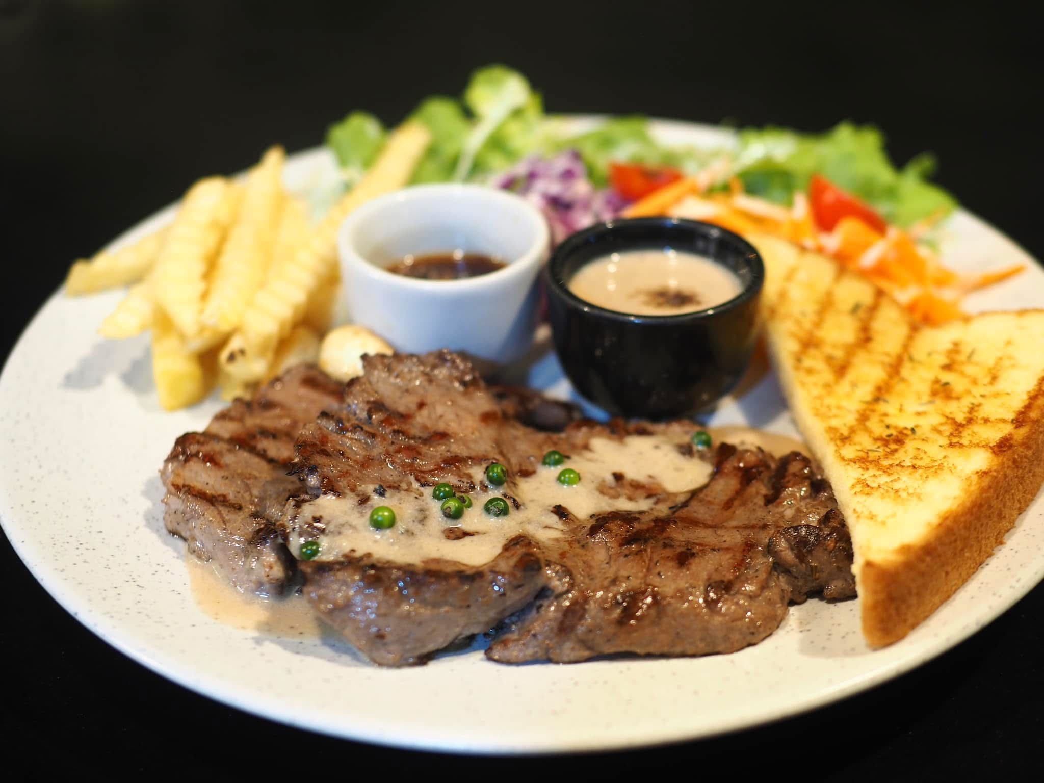 สเต็กเฮ้าส์905 ร้านสเต็กเนื้อ นครพนม 1