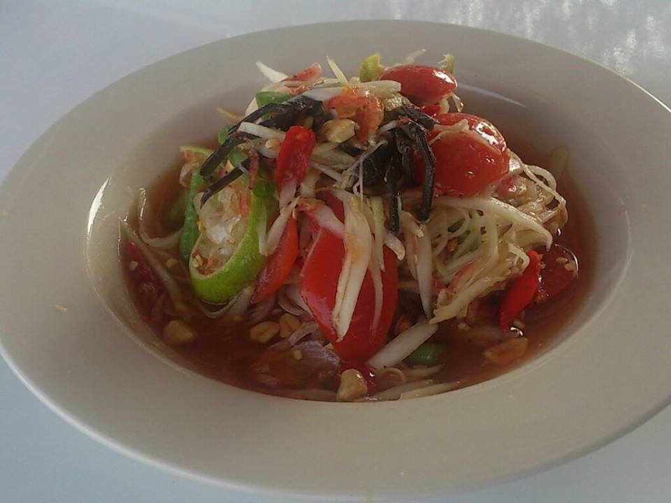 เป๋นปลาเป็น ร้านอาหารอีสาน นครพนม 3