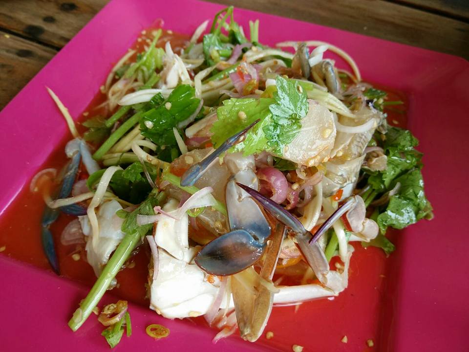 เป๋นปลาเป็น ร้านอาหารอีสาน นครพนม 5