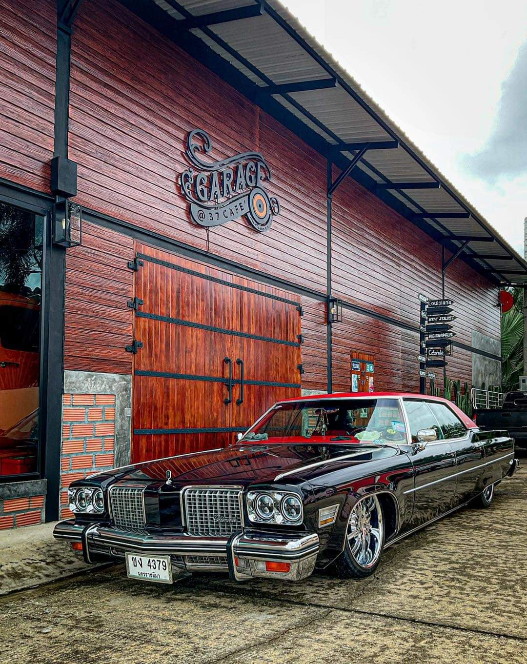 Garage 37 CAFE' ร้านกาแฟโรงรถ ร้านกาแฟ อ่าวนาง 1