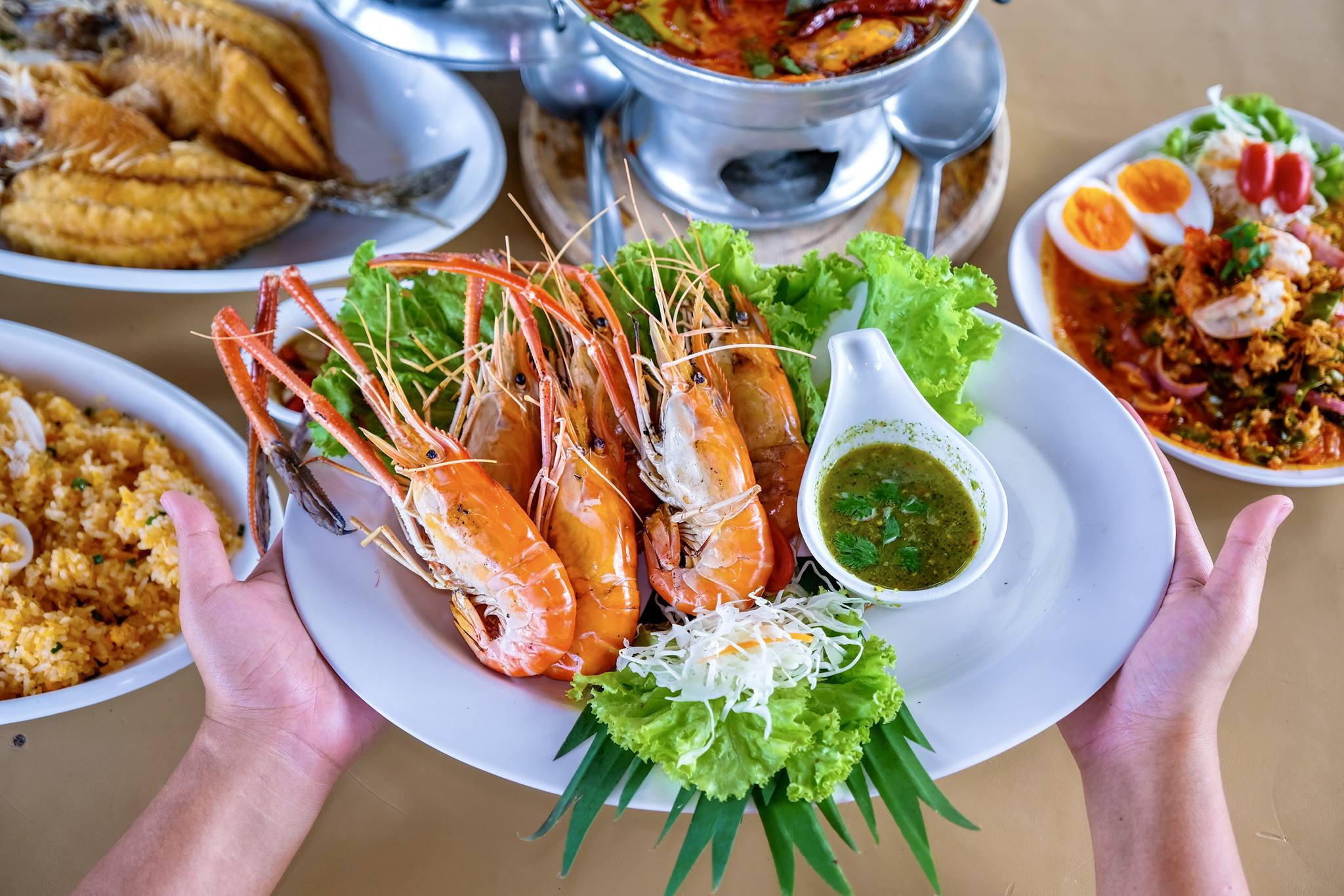 The Big Tree Café ร้านอาหารไทรม้า 3