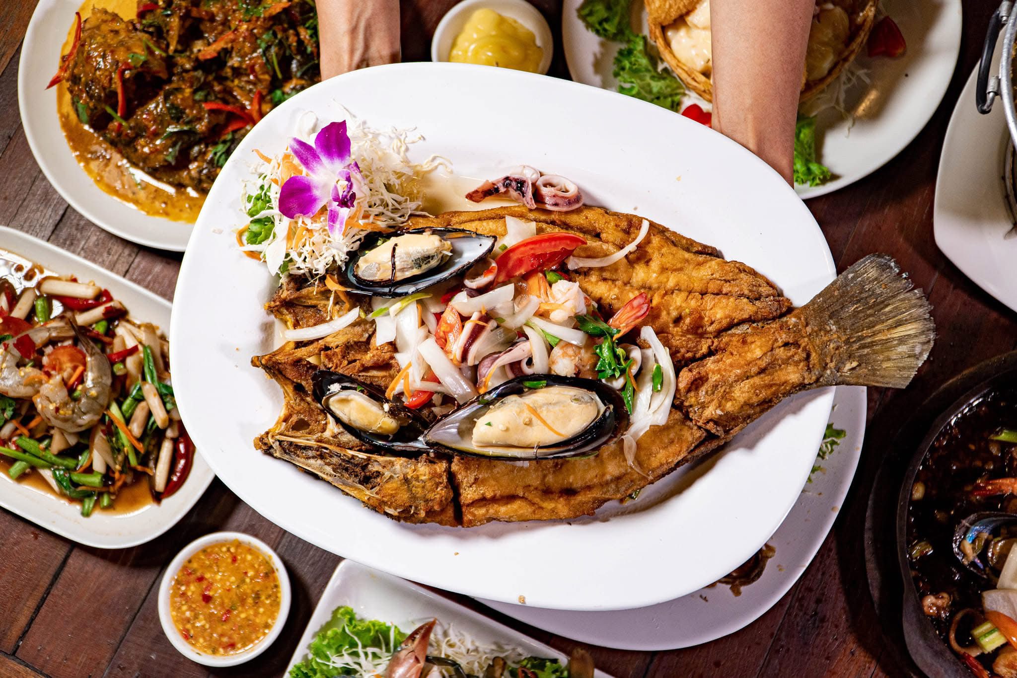 ครัวจิตรา garden house ร้านอาหาร คลองหลวง 8