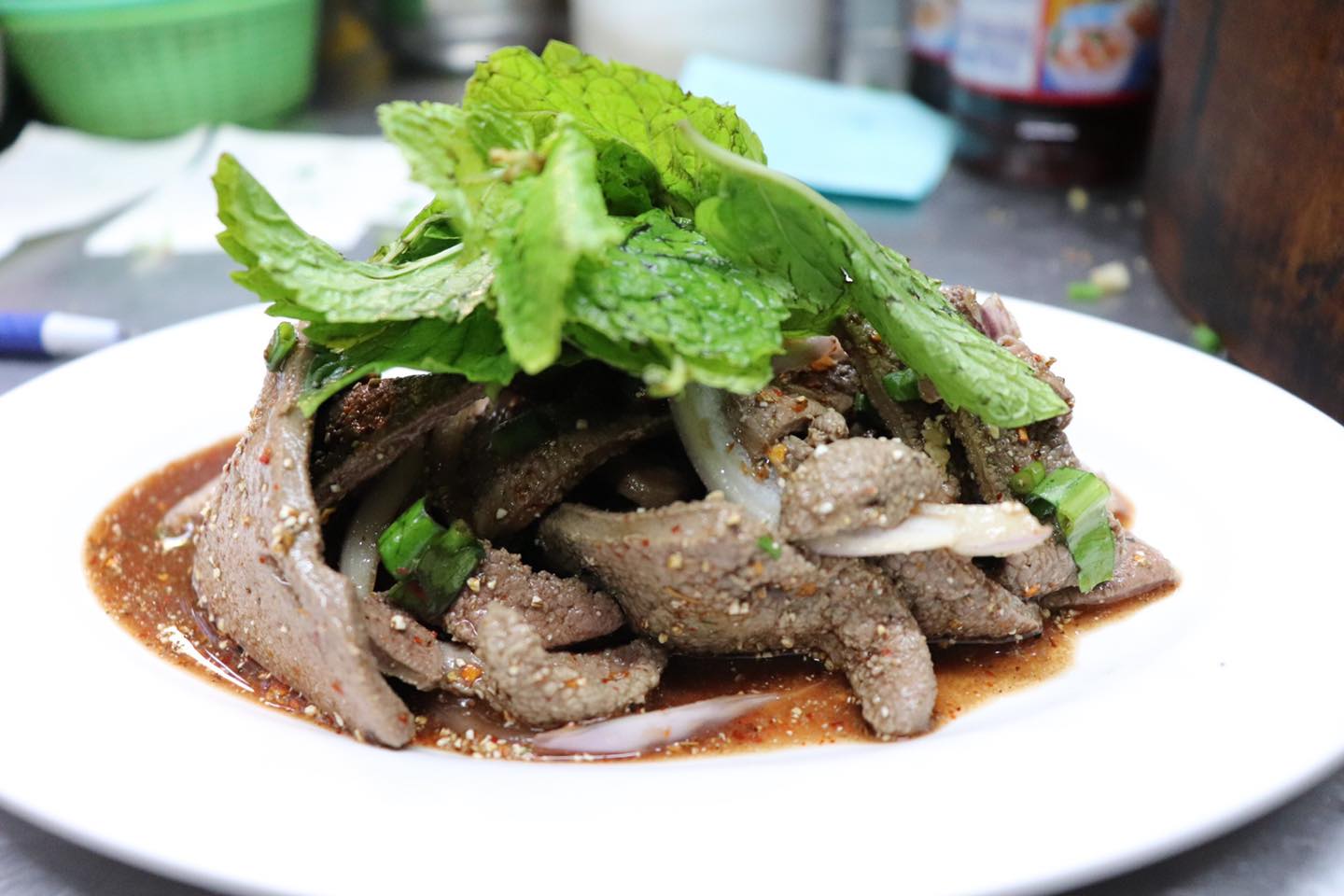 จุ่มลาดหญ้าหน้าสหกรณ์ ร้านอาหารอีสาน เจริญนคร 8