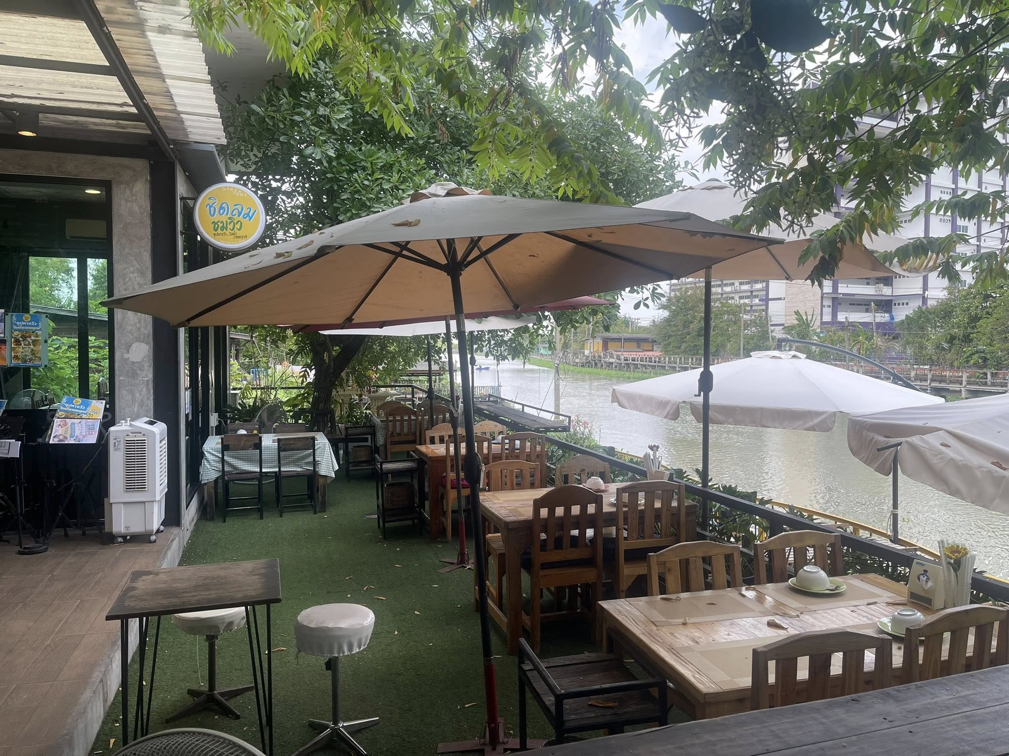 ชิดลมชมวิวริมน้ำ ราชพฤกษ์ ร้านอาหาร ท่าอิฐ 1