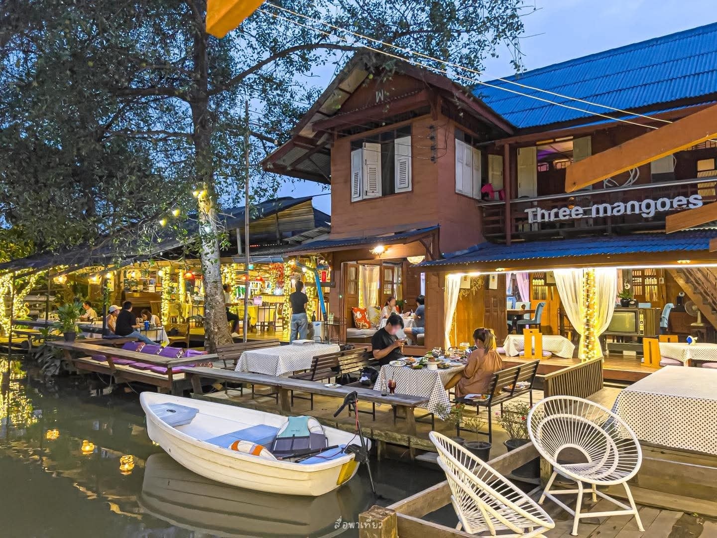 ทรีแมงโก้ บ้านไทย ชายคลอง ร้านอาหาร นนทบุรี 1