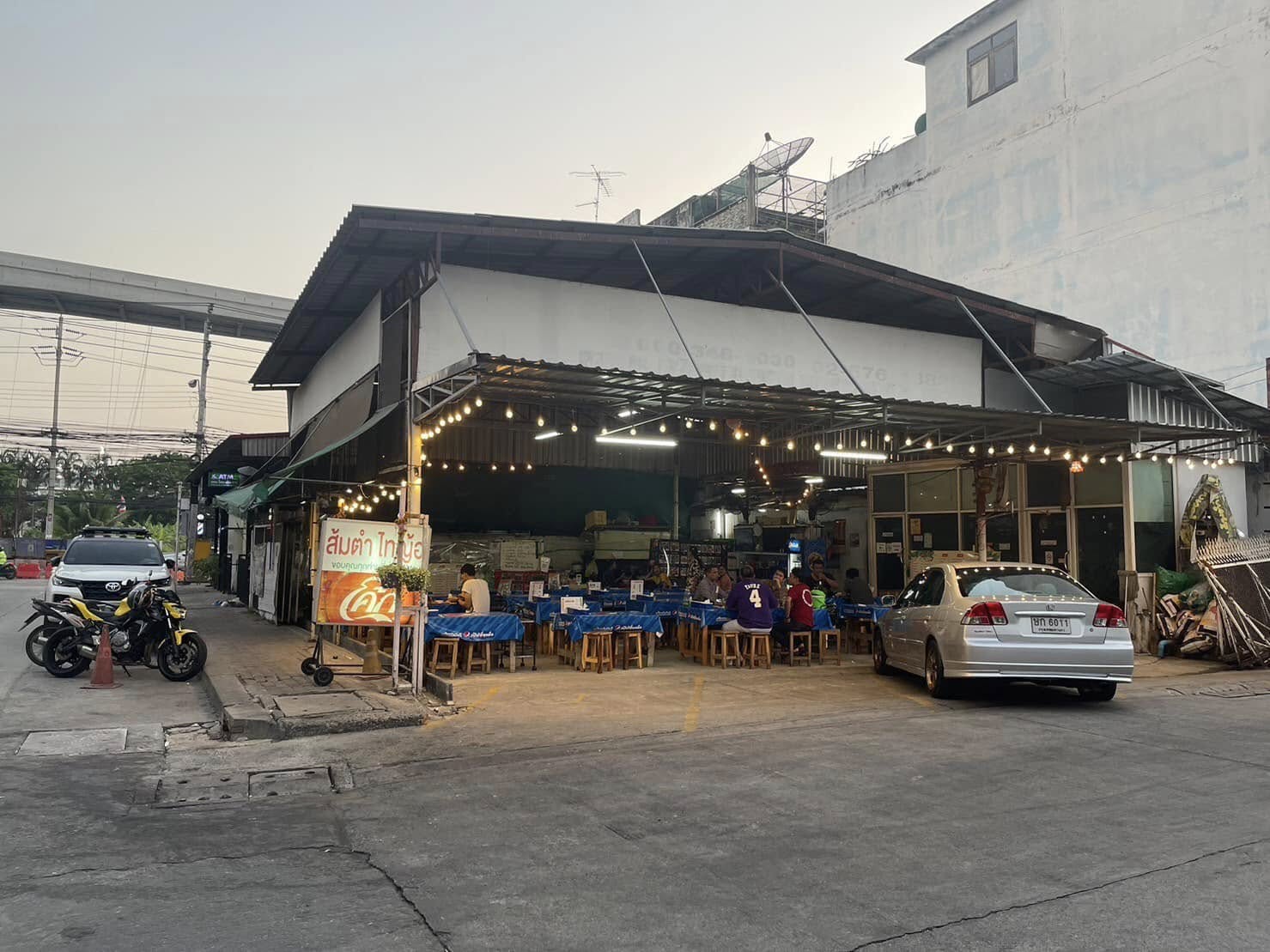 ส้มตำไทญ้อ แซ่บเวอร์ ร้านส้มตำ หลักสี่ 4