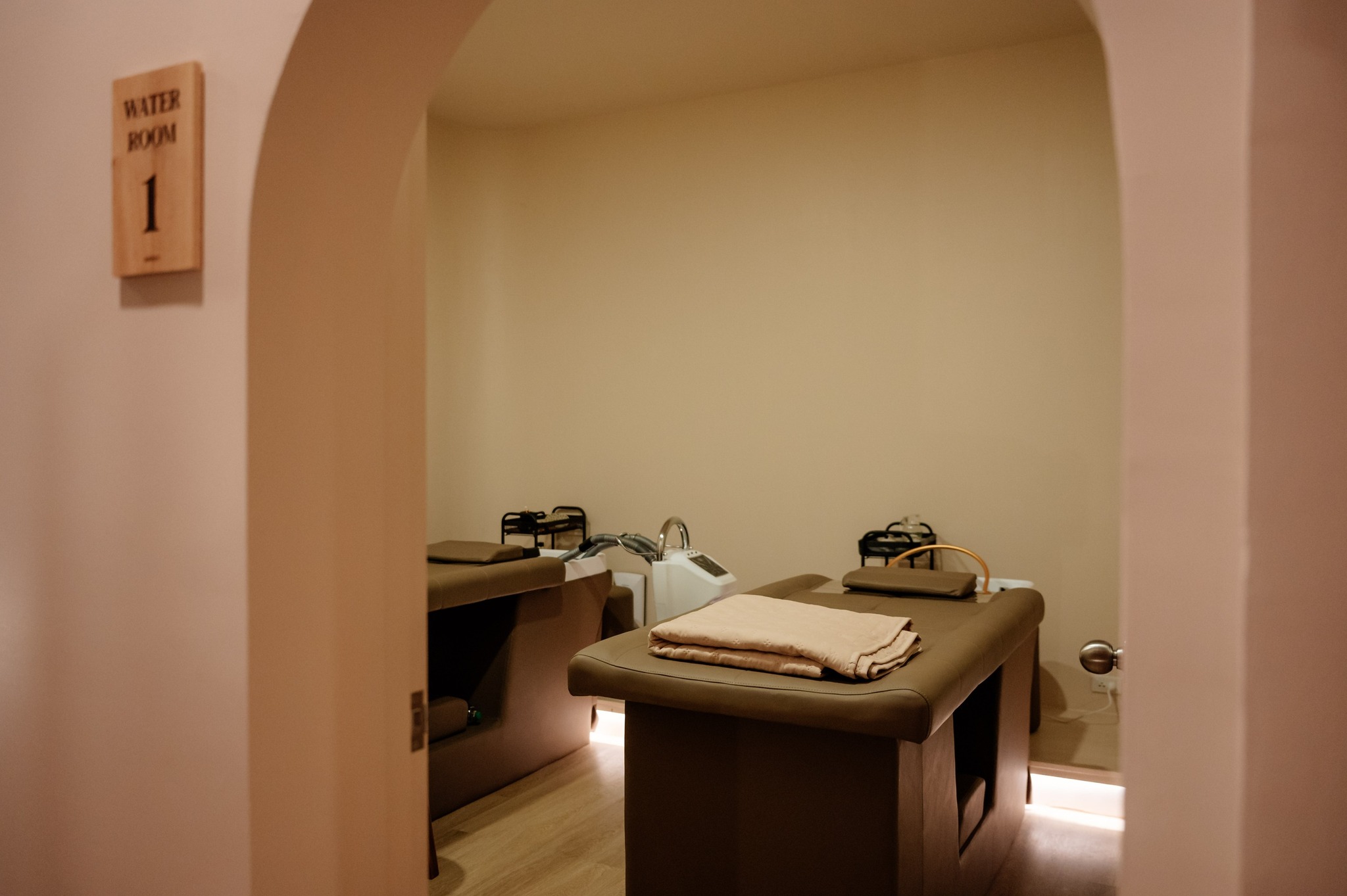 Antique massage thai massage chiangmai 4