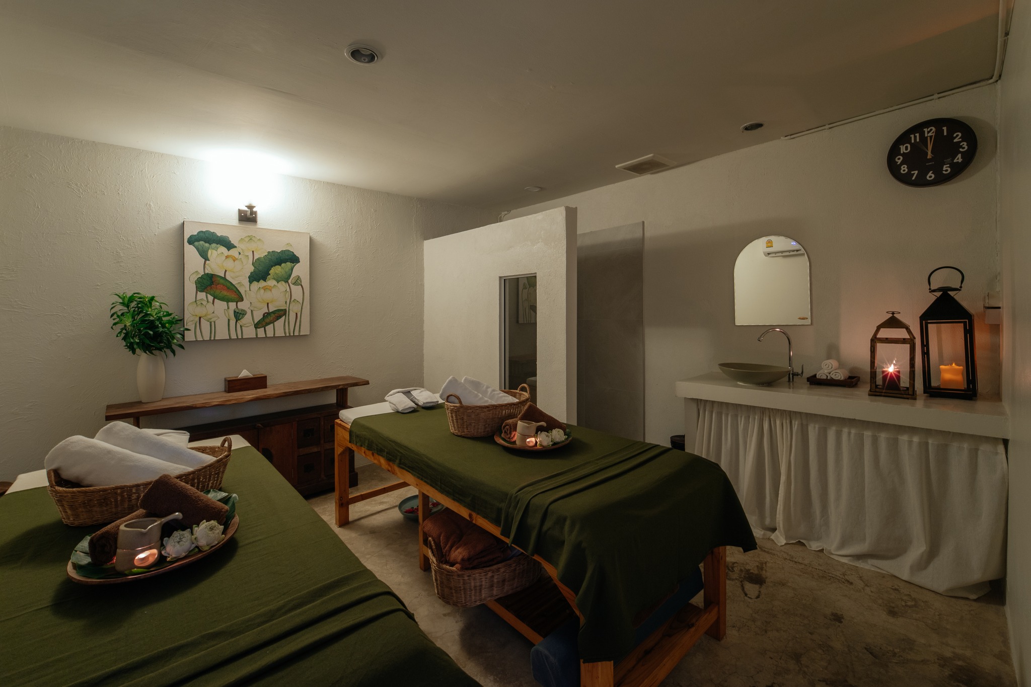 Chinola Massage thai massage chiangmai 3