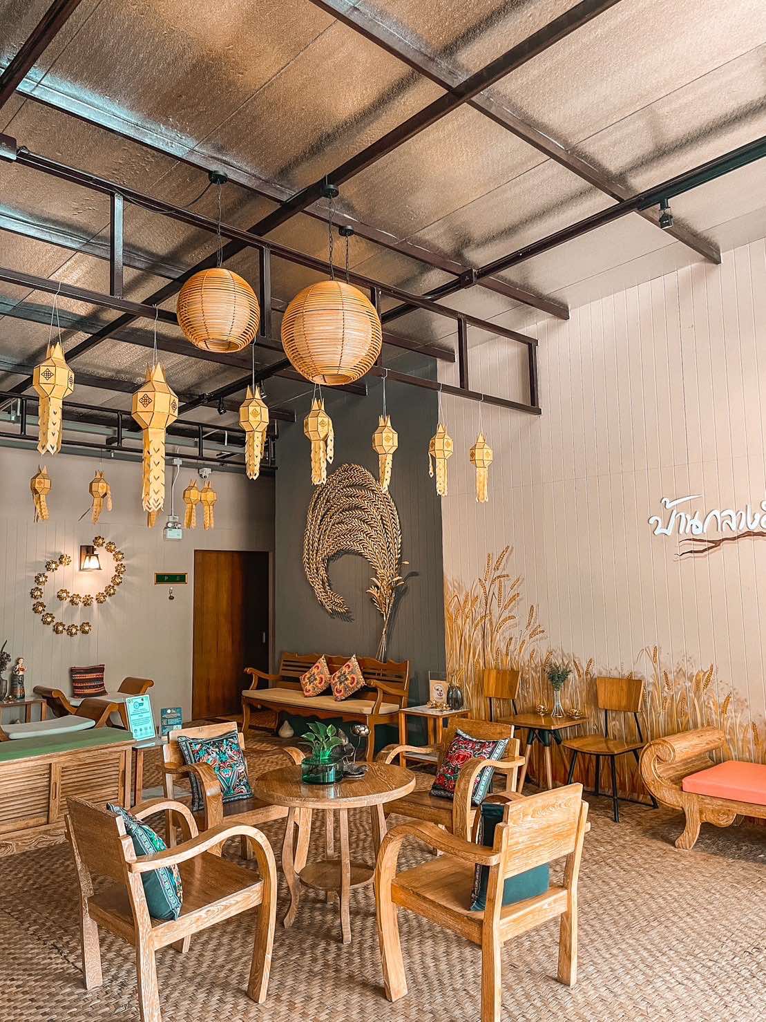 บ้านกลางสวน นวดเพื่อสุขภาพ thai massage chiangmai 2