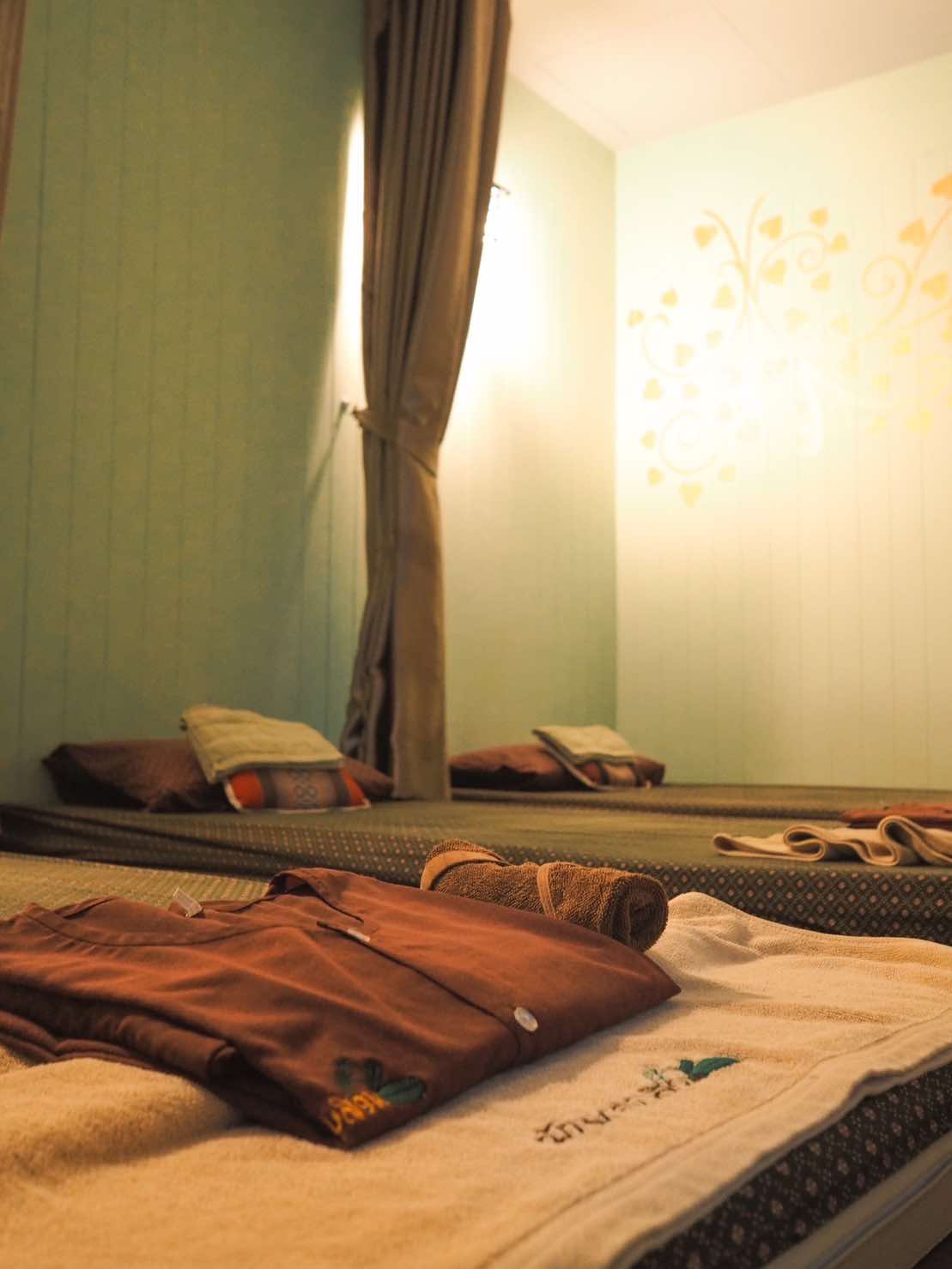 บ้านกลางสวน นวดเพื่อสุขภาพ thai massage chiangmai 4